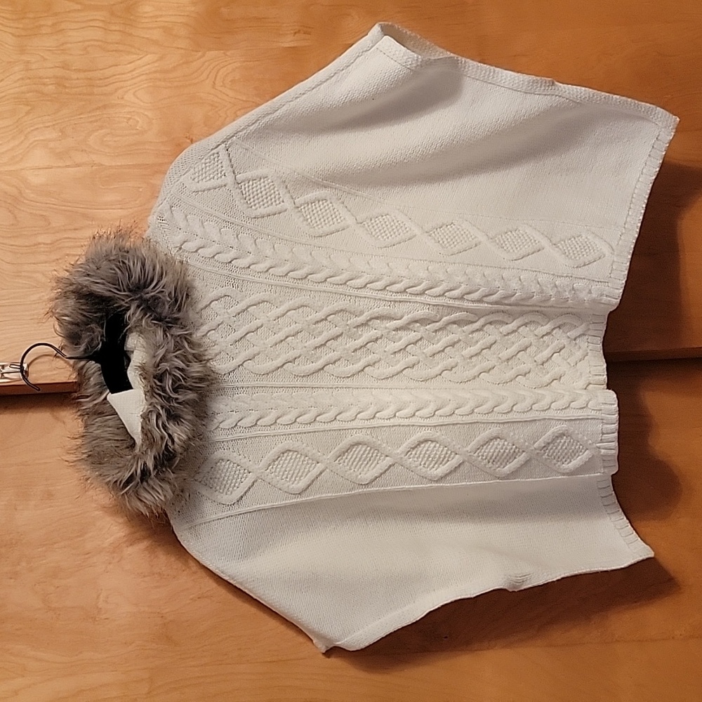 Gap Kids Ivory Sweater Poncho Fur Trimmed Hoodie